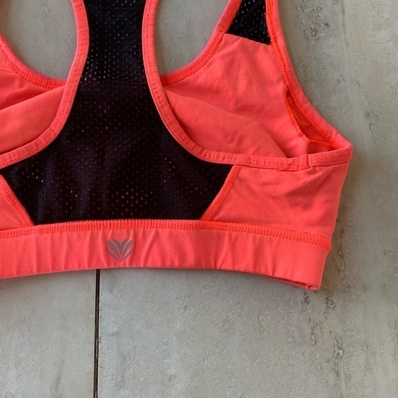 Forever21 Pink & Black Mesh Sports Bra - Picture 6 of 10